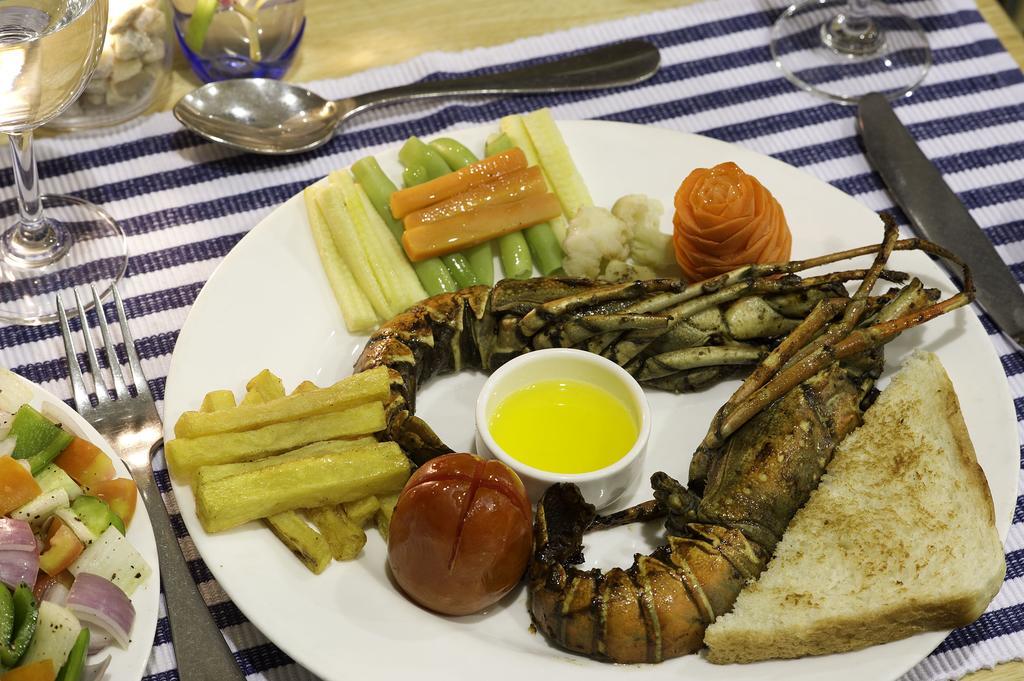 קניאקומרי Annai Celestial Resorts מראה חיצוני תמונה