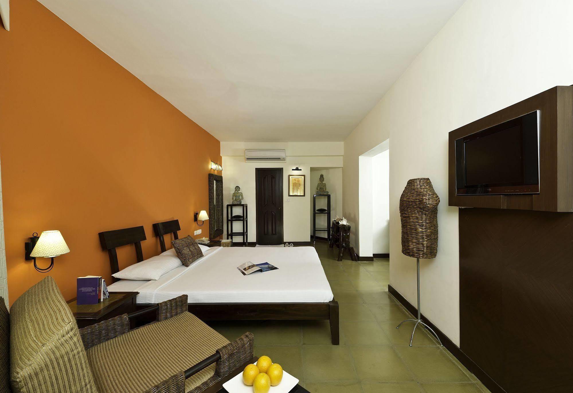 קניאקומרי Annai Celestial Resorts מראה חיצוני תמונה