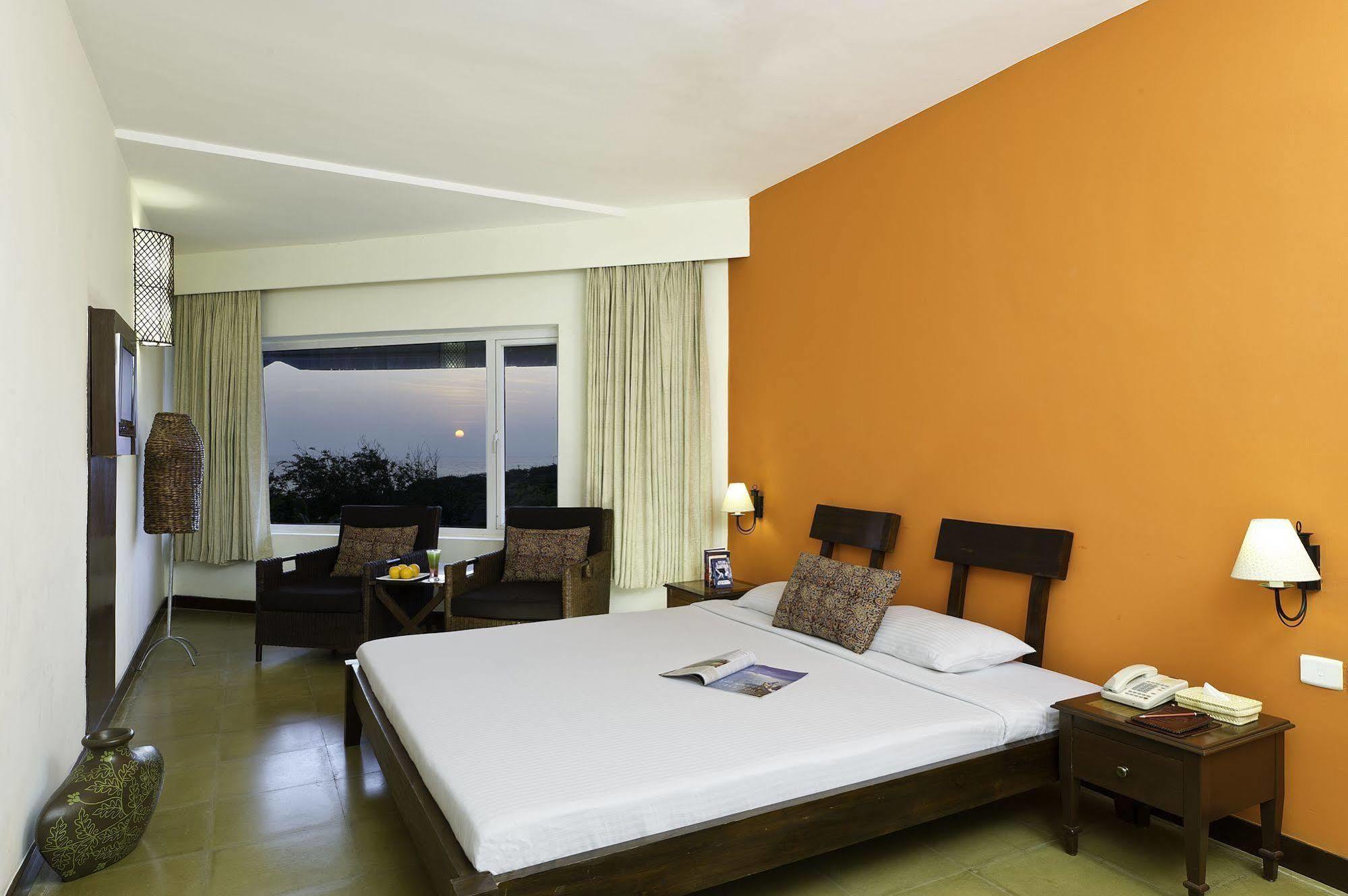 קניאקומרי Annai Celestial Resorts מראה חיצוני תמונה