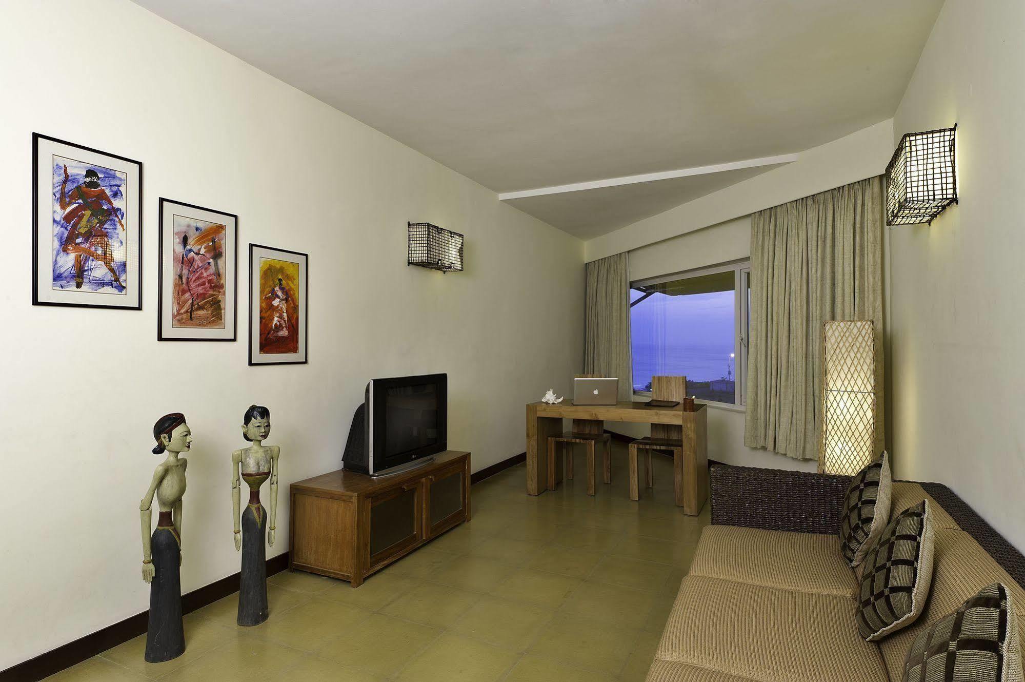 קניאקומרי Annai Celestial Resorts מראה חיצוני תמונה